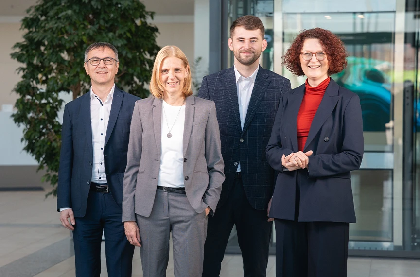 Investor Relations Team: Martin Link, Bettina Schneider, Julia Hofmann and Frank Geißler.